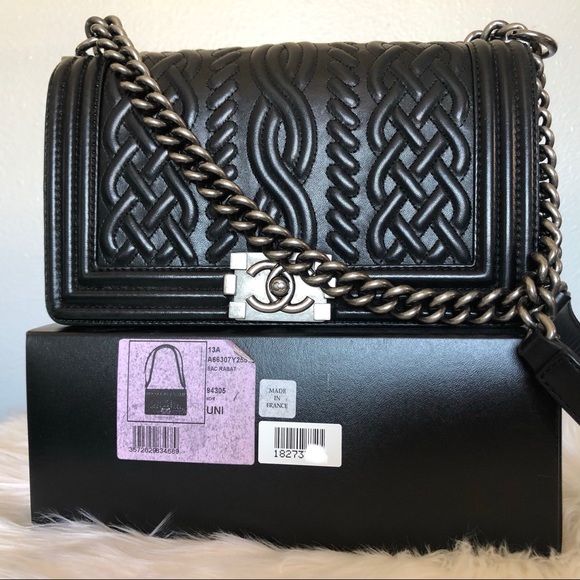 CHANEL Edinburgh Boy Flap Bag - Limited Edition - Picture 11 of 15